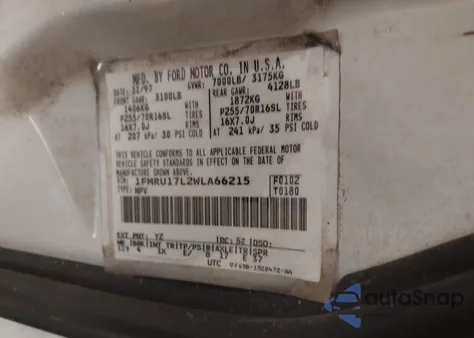 1998 Ford Expedition Eddie Bauer/Xlt from USA, damaged, VIN 1FMRU17L2WLA66215